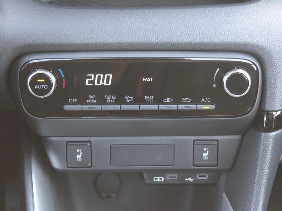 Mazda 2 Hybrid 1.5 Exclusive-line | Keyless entry | Android Auto | Apple Carplay | Dodehoek detectie | Camera |