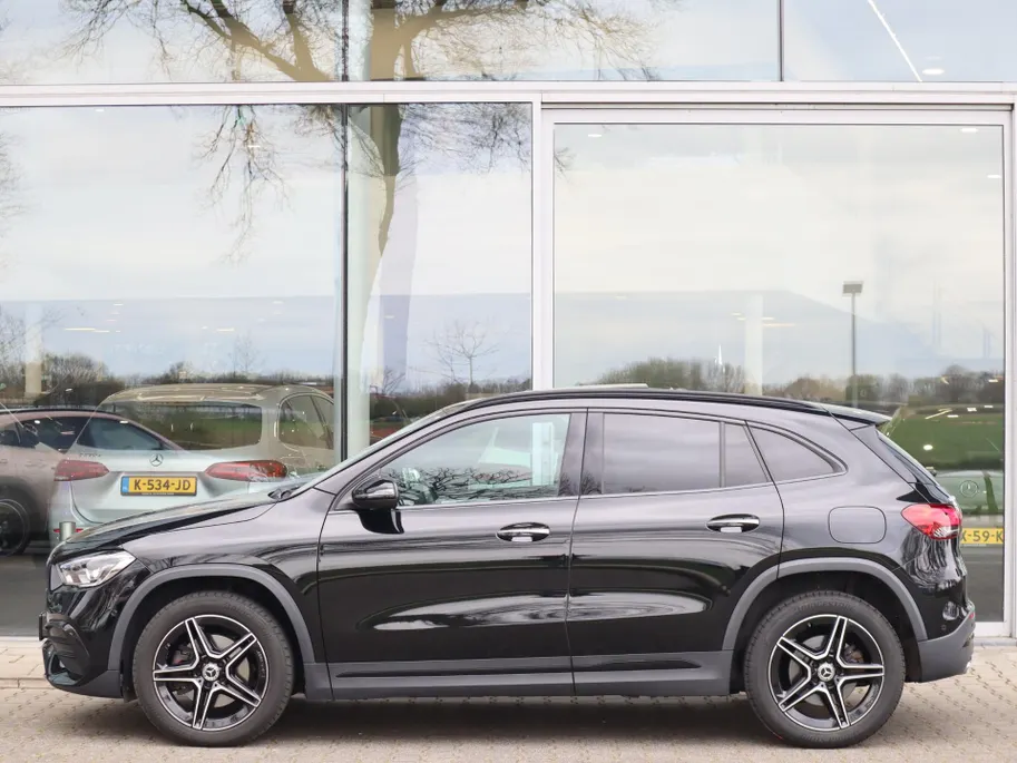 Mercedes-Benz GLA 250 e Business Solution AMG Limited
