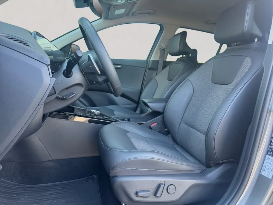 Kia Niro Kia Niro 1.6 GDi Hybrid Dynamic PlusLine