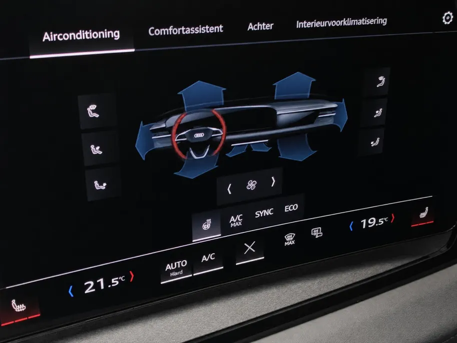Audi Q6 e-tron Advanced quattro 100 kWh 388PK · Panoramadak · Leder · Trekhaak · 360°Camera · Garantie t/m 25-10-2030 of 100000km.