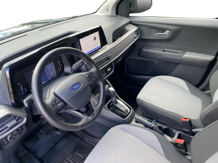 Ford Transit Courier 1.0 EcoBoost Limited automaat | NL-Auto| 1e Eigenaar | Dealeronderhouden | Winter Pack | Trekhaak | Navigatie | Camera | Parkeersensoren | Climate Control |