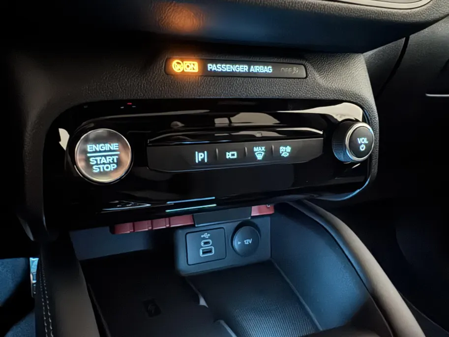 Ford Kuga 2.5 PHEV BlueCruise Edition | DIT IS EEN VOORRAADAUTO! | Panorama Dak | Elek. Trekhaak | 20'Wielen |