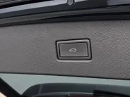 Volkswagen Tiguan 1.4 TSI eHybrid R-Line Business+ · Panoramadak · Trekhaak · 360°Camera · Apple/Android Car Play