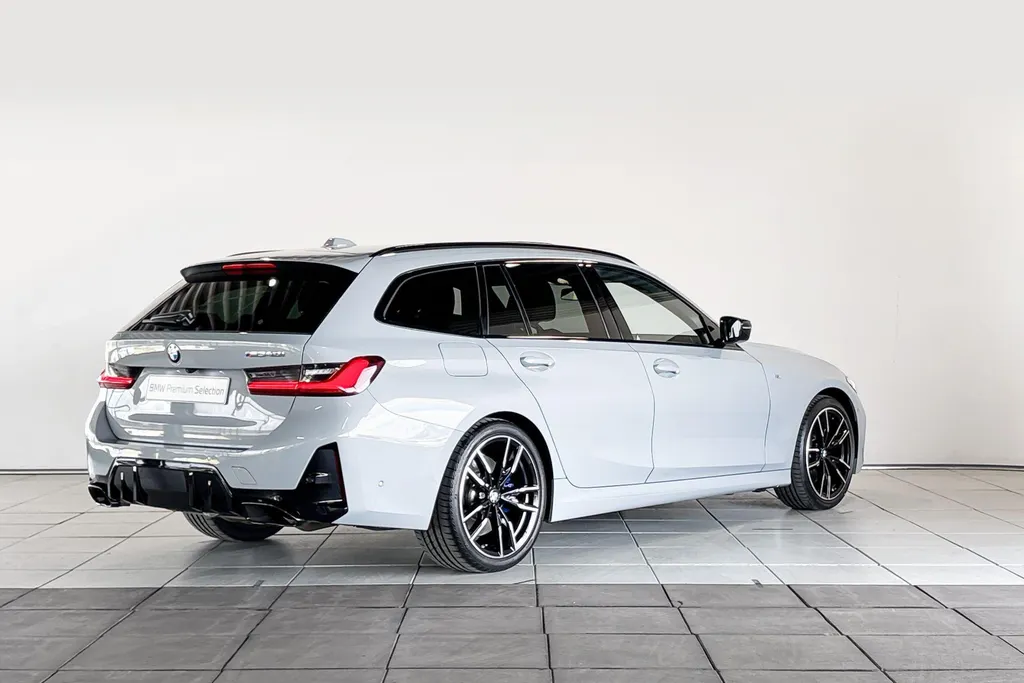 BMW 3 Serie Touring M340i xDrive Innovation Pack