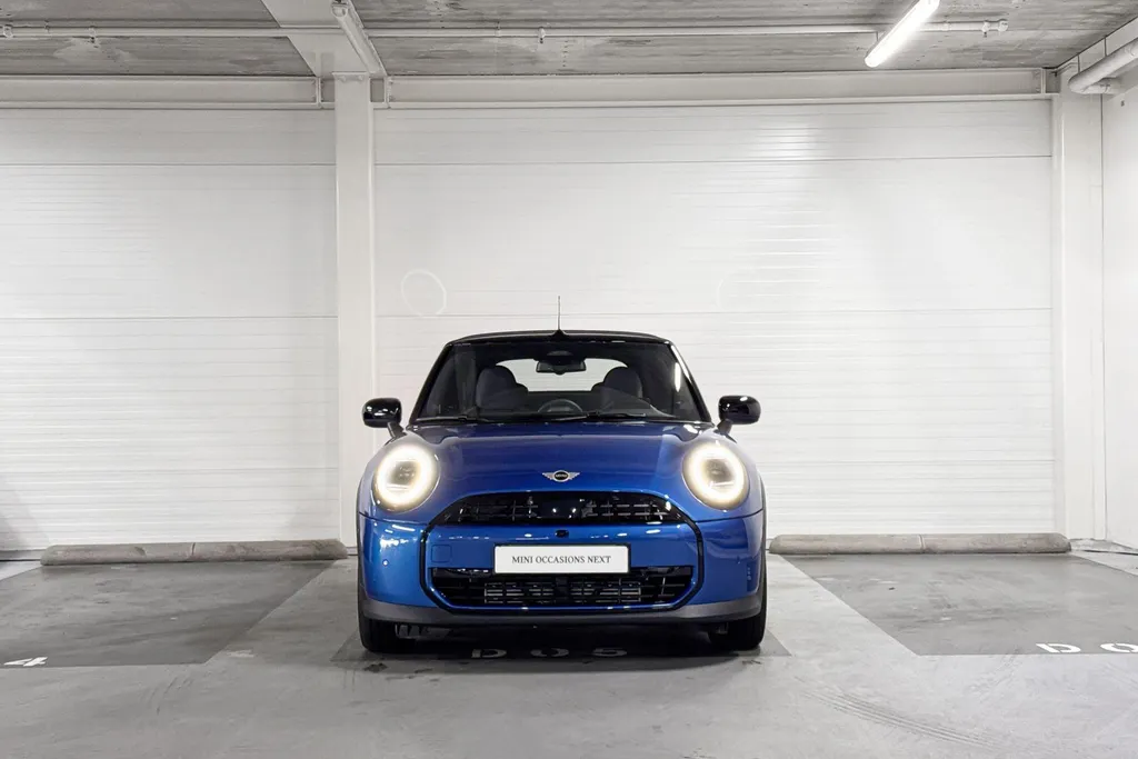 MINI Cooper Cabrio Cooper C Favoured