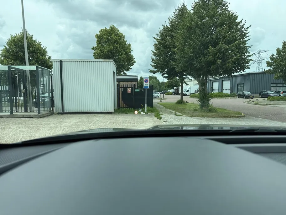 Kia Sorento 1.6 T-GDI Plug-in Hybrid 4WD Edition 7p. | Dealer onderhouden | Trekhaak | Apple Carplay / Android Auto | Navigatiesysteem | Elektrisch Schuif / Kanteldak | Head-up Display |  Elektrisch Verstelbare Voorstoelen | Bestuurdersstoel Met geheugen | Stoelverwa