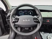 Kia Niro EV Edition 64.8 kWh | Afneembare Trekhaak | Climate Control | Cruise Control | Camera | Navigatie | Stoelverwarming | Stuurverwarming |