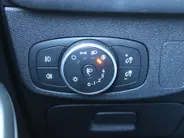 Ford Focus Wagon 1.0 EcoBoost ST Line Business | Stuur-/stoel-/voorruitverwarming | Camera | Clima | Draadloze telefoonlader | 17' LM | Navi |