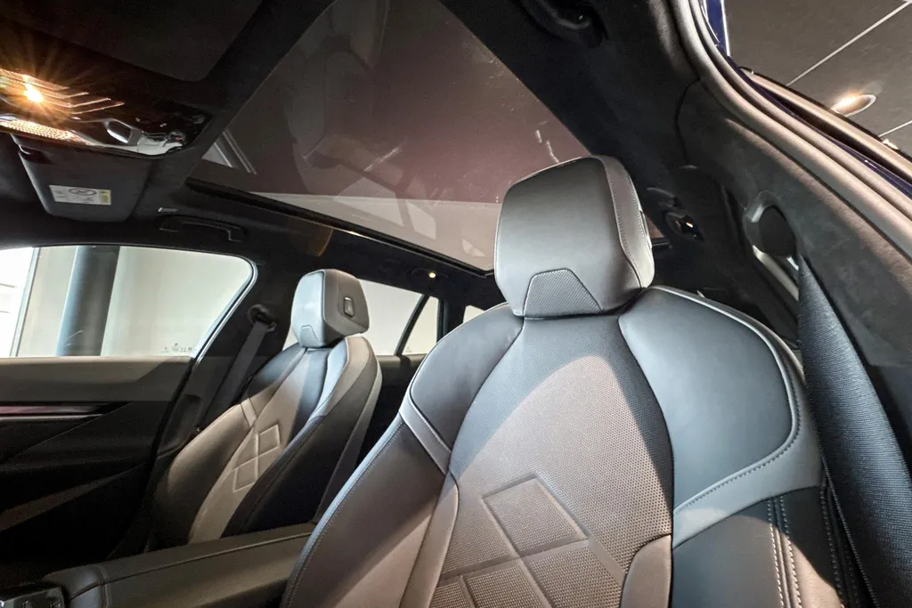 BMW i5 Touring xDrive40