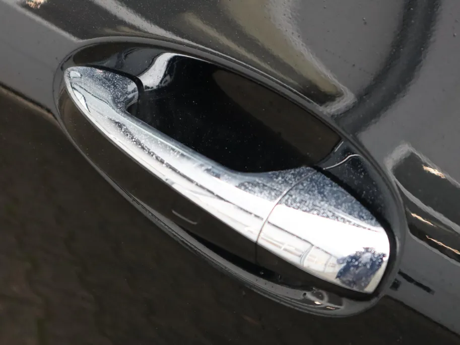 Mercedes-Benz GLA 180 AMG Line l Keyless l Achteruitrij camera l Stoelverwarming
