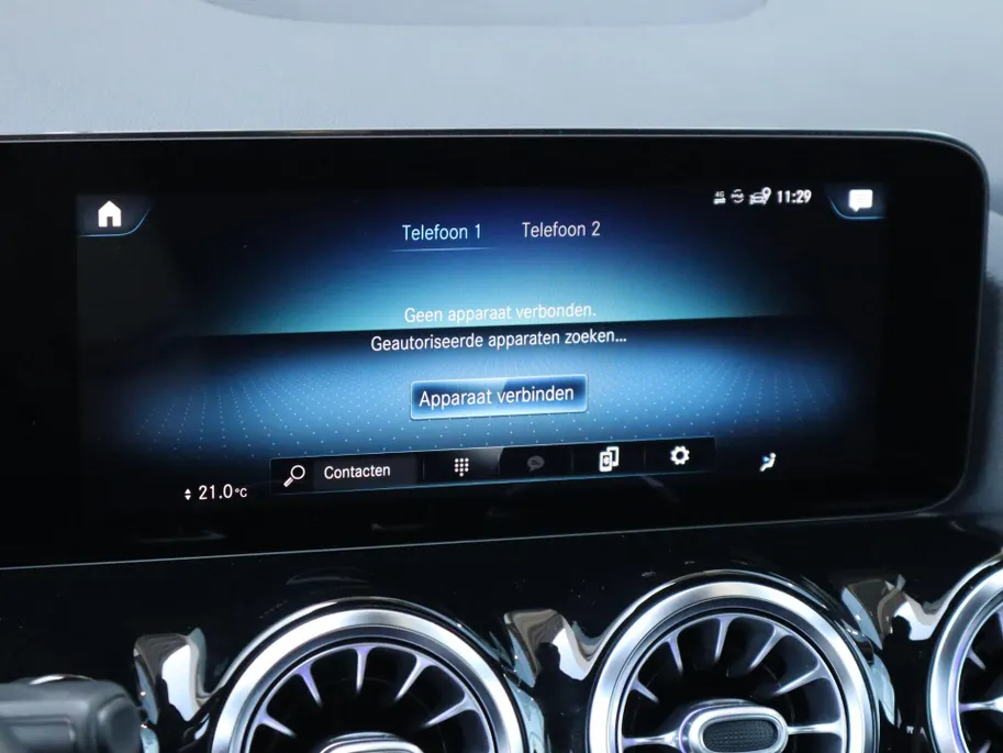 Mercedes-Benz GLA 250 e AMG Line l Stoelverwarming l Achteruitrij camera l Ambiente lichtpakket