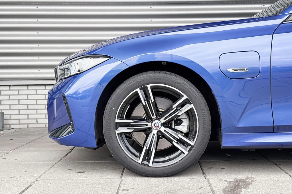 BMW 3 Serie Touring 330e xDrive