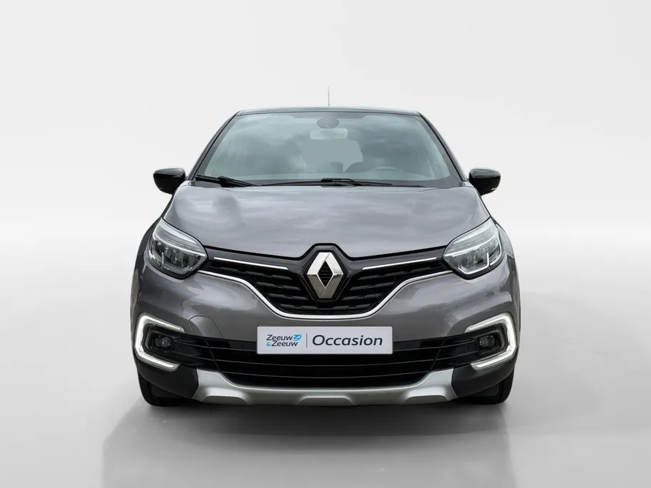 Renault Captur 120PK TCe Intens Automaat | Trekhaak | Navi | LM Velgen Hoogglans Zwart | Camera | Parkeersensoren | Full LED | Climate Control | Cruise Control | Keyless Entry | Elektrische Ramen & Spiegels | Licht & Regen Sensor |