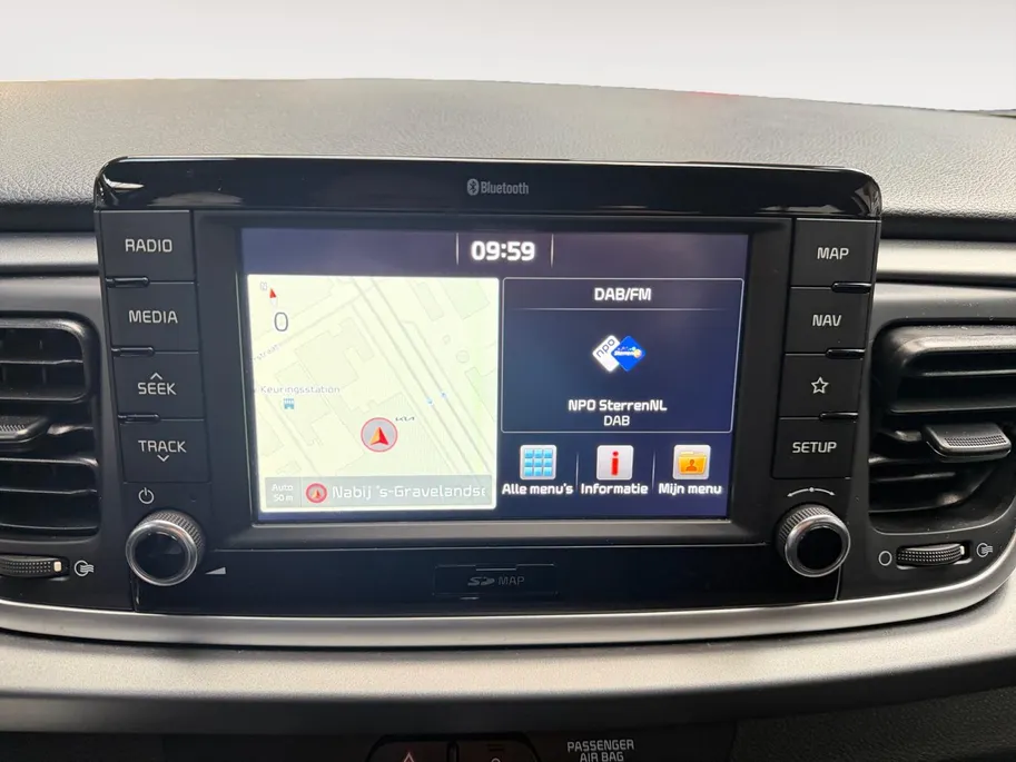Kia Rio 1.0 TGDI DynamicLine Dealer onderhouden | Navigatie | Achteruitrijcamera | Trekhaak | Airco |
