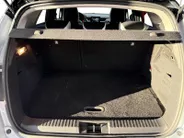 Renault Captur 1.6 E-Tech Hybrid 145 Intens AUTOMAAT AIRCO CAMERA PARKEERSENSOREN CRUISE CONTROLE APPLE CARPLAY ANDROID AUTO HOGE INSTAP ZEER MOOIE AUTO DEALER ONDERHOUDEN