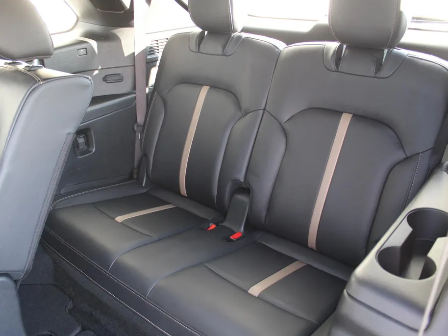 Mazda CX-80 2.5 e-SkyActiv PHEV Homura Plus | Trekhaak | Stuur-/stoelverwarming + ventilatie | 360 Camera | Schuifdak | Elek. stoelverst. | 20' LM | Leer | 7-zits |