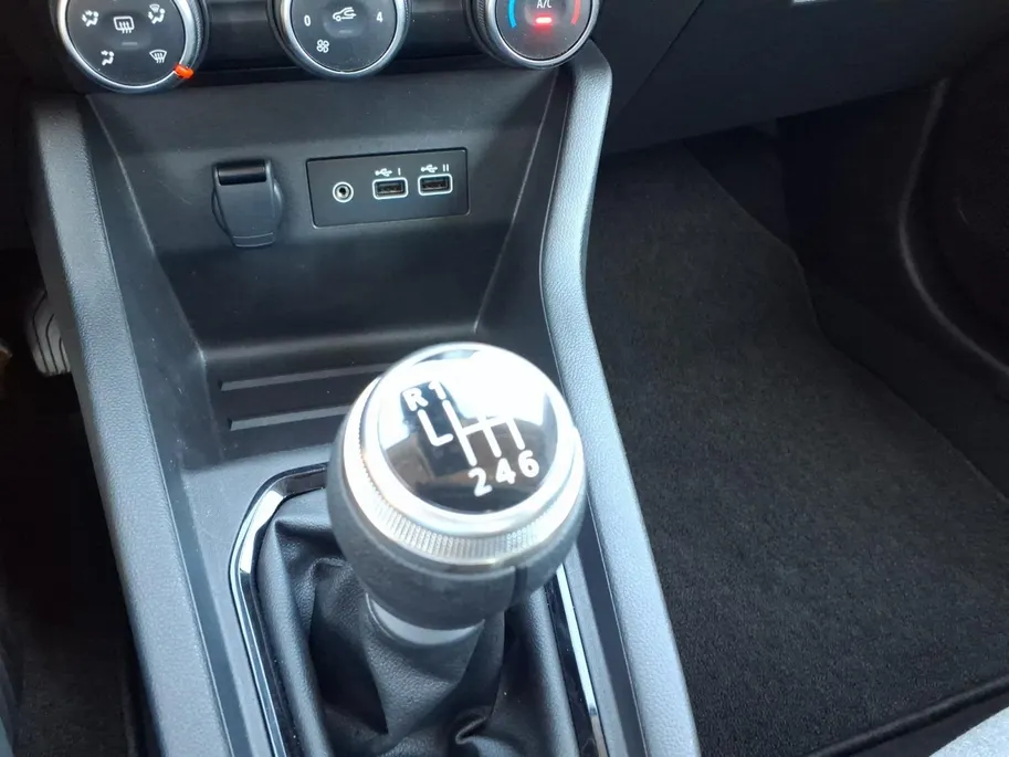 Renault Clio 1.0 TCe 90 GPF evolution Andriod/Apple carplay| Airco | PDC | Dealer onderhouden | 1jaar Garantie