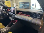 Renault 5 comfort range iconic cinq 52 kWh | NU met €1.800,- Zeeuw & Zeeuw voorraadkorting en met GRATIS 5 jaar fabrieksgarantie tot 160.000km | PACK SAFETY & ADVANCED DRIVING ASSIST | V2G ready | Auto van het Jaar 2025 | Te financieren tegen 2,9% rente |