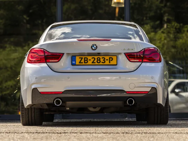BMW 4 Serie Cabrio 440i High Executive | Head Up Display | Apple Carplay