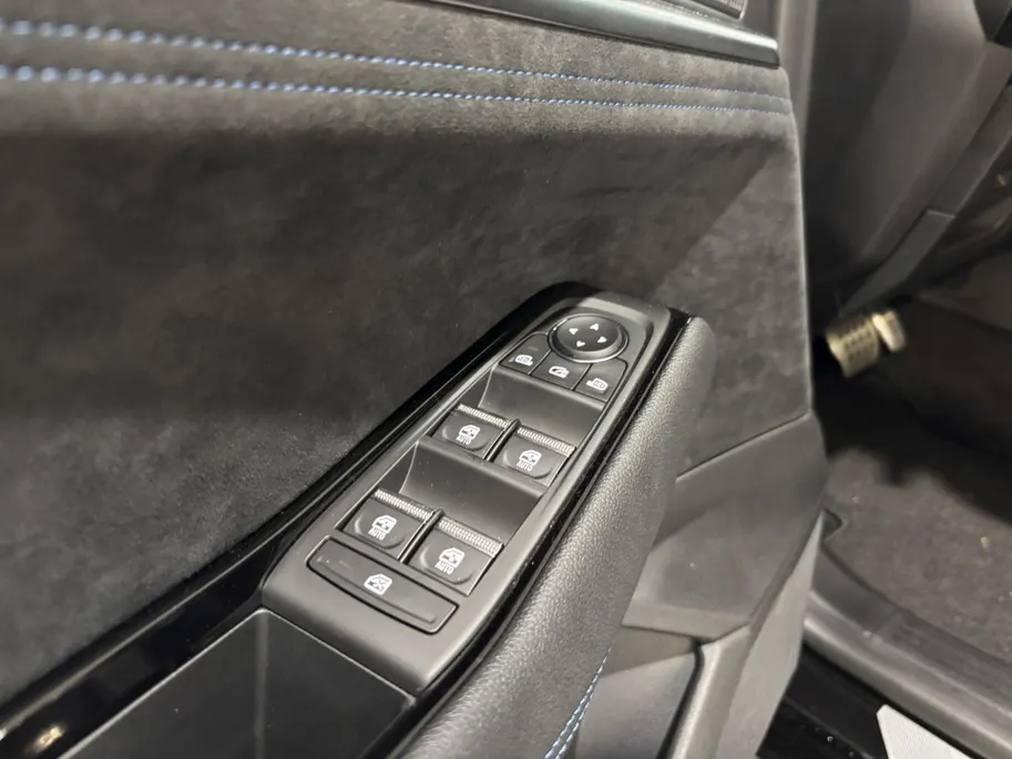 Renault Espace 200PK E-Tech Full Hybrid Esprit Alpine 7p. AT | DEMO | 7 Zitplaatsen | Solarbay Panorama Dak | Harman Kardon Audio | 360 Camera | Head Up Display | Climate Control | Apple CarPlay/Android Auto |