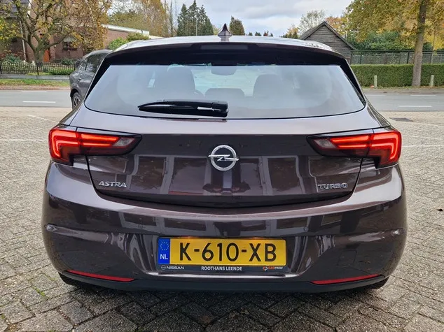 Opel Astra 1.4 150PK Turbo Business Executive Navi - Camera - Trekhaak