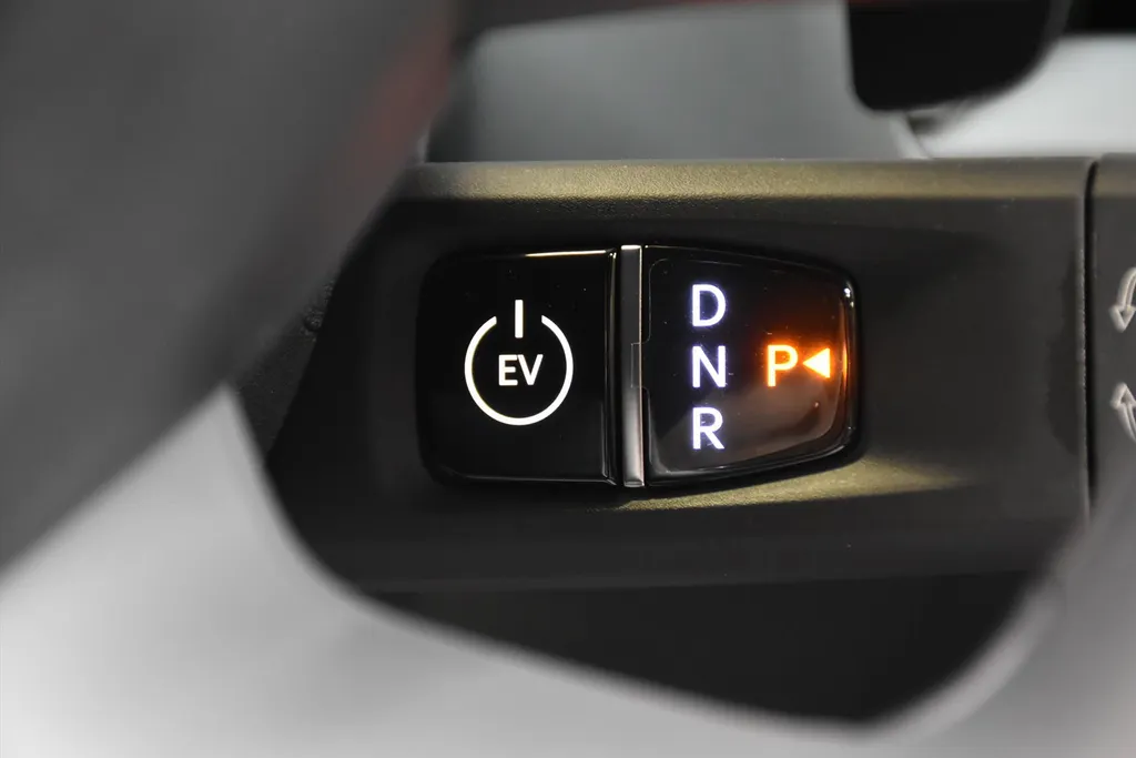 Kia EV9 99,8kWh 384pk AWD Dual Motor GT-Line DSM NIEUW TE BESTELLEN