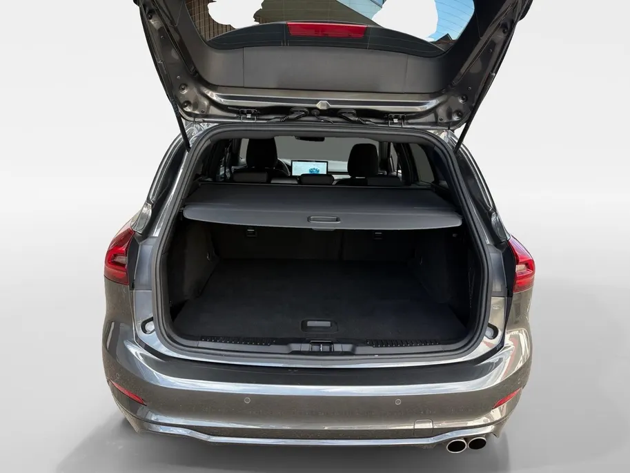 Ford Focus Wagon 1.0 EcoBoost Hybrid ST Line | Betreft Demo Voertuig | Vraag naar de actuele kilometerstand |