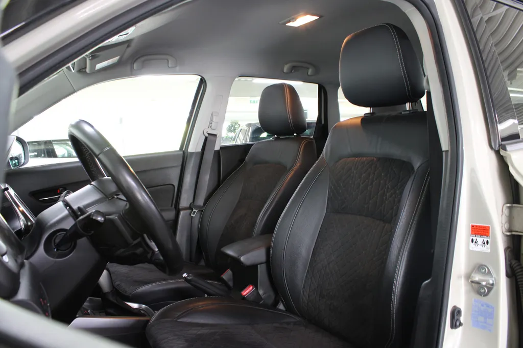 Suzuki Vitara 1.4 Boosterjet Style Smart Hybrid Automaat / Afn. Trekhaak /