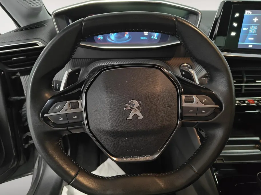 Peugeot 208 1.2 PureTech Allure AUTOMAAT NAVI AIRCO CAMERA APPLE CARPLAY ANDROID AUTO DEALER ONDERHOUDEN 5 DEURS ZEER MOOIE AUTO