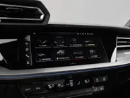Audi A3 Sportback 30 TFSI 115pk S-tronic S Edition · Apple/Android Car Play · Park Assist · Leder Interieur · P-Sensoren · 18'' Inch · Garantie t/m 06-05-2030 of 100.000km
