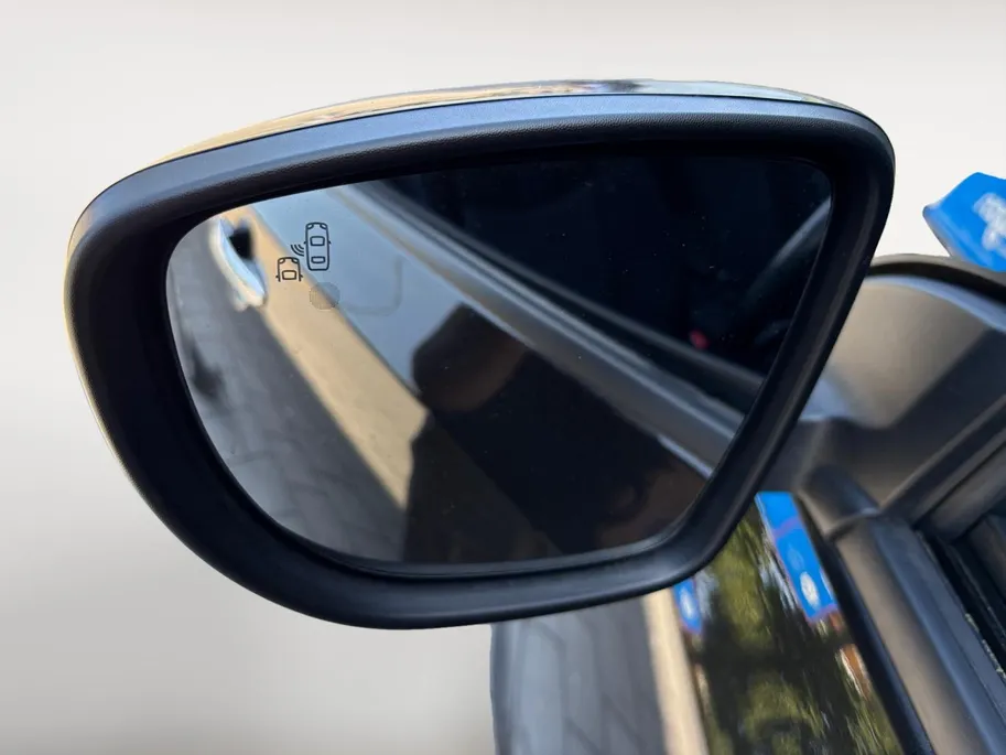 Nissan Leaf e+ N-Connecta 62 kWh 217PK AUTOMAAT | 1ste eigenaar | Navigatie | Apple Carplay & Android Auto | Pro Pilot (Adaptive Cruise Control | Climate Control | Stoel- en stuurverwarming | 360 camera | Parkeersensoren rondom |