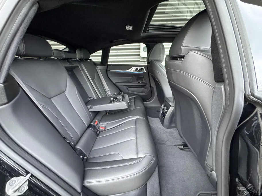 BMW i4 eDrive35