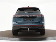 Volkswagen Tiguan 1.5 204pk DSG eHybrid R-Line Edition · Panoramadak · Wegklapbare Trekhaak · 360 Camera · Massage · 19'' Inch · Garantie t/m 15-09-2030 of 100.000km