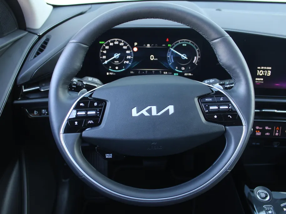 Kia Niro 1.6 GDi Hybrid DynamicPlusLine | Schuif-/kanteldak | Stuur-/stoelverwarming | Cruise adapt. | Camera | HUD | LED | Clima | 16' LM | Navi |