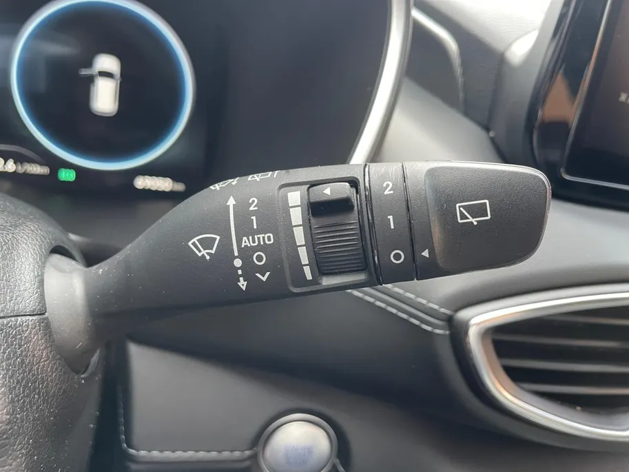Hyundai Santa Fe 1.6 T-GDI HEV Premium 7p. | Lederen bekleding| Stoelverwarming/koeling| Stuurverwarming| Elektrische achterklep| Trekhaak| 1650 KG trekgewicht|