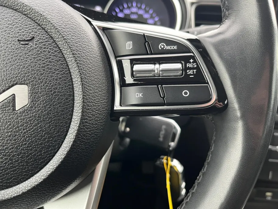 Kia XCeed 1.0 T-GDi ComfortLine | Gratis beurt bij aflevering | All seasons banden | Apple Carplay | Android Auto | Achteruitrijcamera | Climate control | Stoelverwarming | Stuurverwarming |