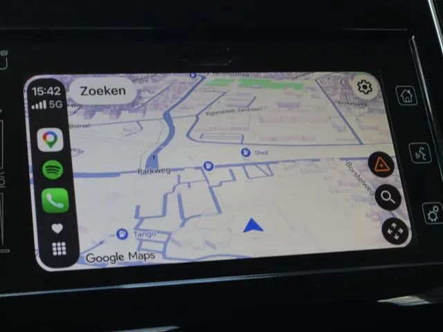 Suzuki Swift 1.2 Select Hybrid Adaptive Cruise | Carplay