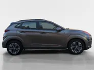 Hyundai Kona EV Comfort 64 kWh | Lichtmetalen velgen| Navigatie| Camera| Cruise Controle| Dealer onderhouden| Metalliclak