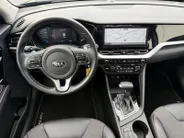 Kia Niro 1.6 GDi Hybrid DynamicLine | NAVI | CAMERA | SCHUIFDAK | TREKHAAK | CLIMATE & CRUISE CONTROLE | LAGE KM. STAND | ETC...