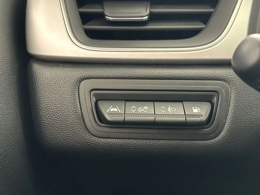 Renault Captur 1.6 E-Tech PHEV 160 Intens | Groot Scherm + Navigatie | Parkeercamera | Cruise Control