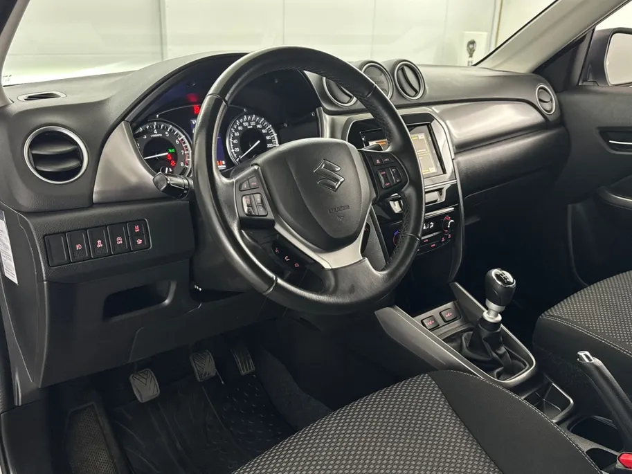Suzuki Vitara 1.4 Boosterjet Select Smart Hybrid | Navigatie | Parkeercamera | Adaptieve Cruise Control