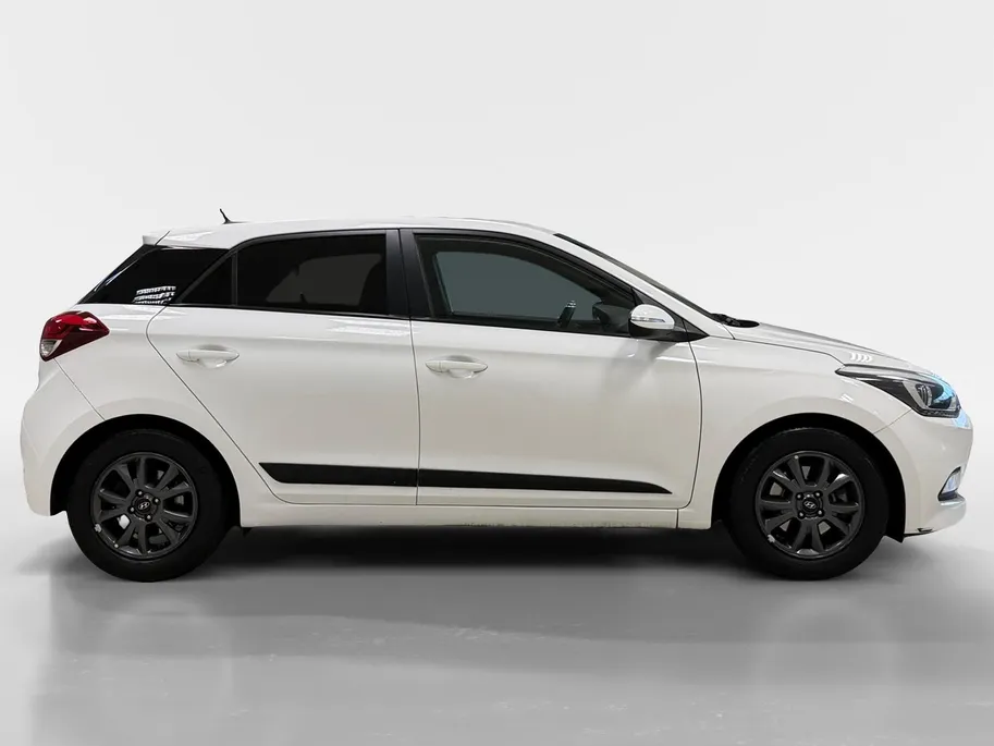 Hyundai i20 1.0 TURBO | BLACK EDITION | NAVI | TREKHAAK | NL-AUTO |