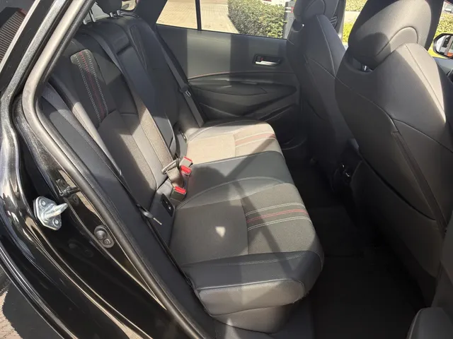 Toyota Corolla Touring Sports 2.0 Hybrid GR-Sport | Panoramadak | JBL | Trekhaak