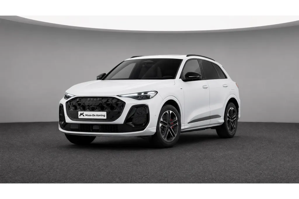 Audi Q5 e-hybrid quattro S edition Competition 367 PK · Head-Up display · B&O Premium 3D · Sportstoel S dynamica/leder