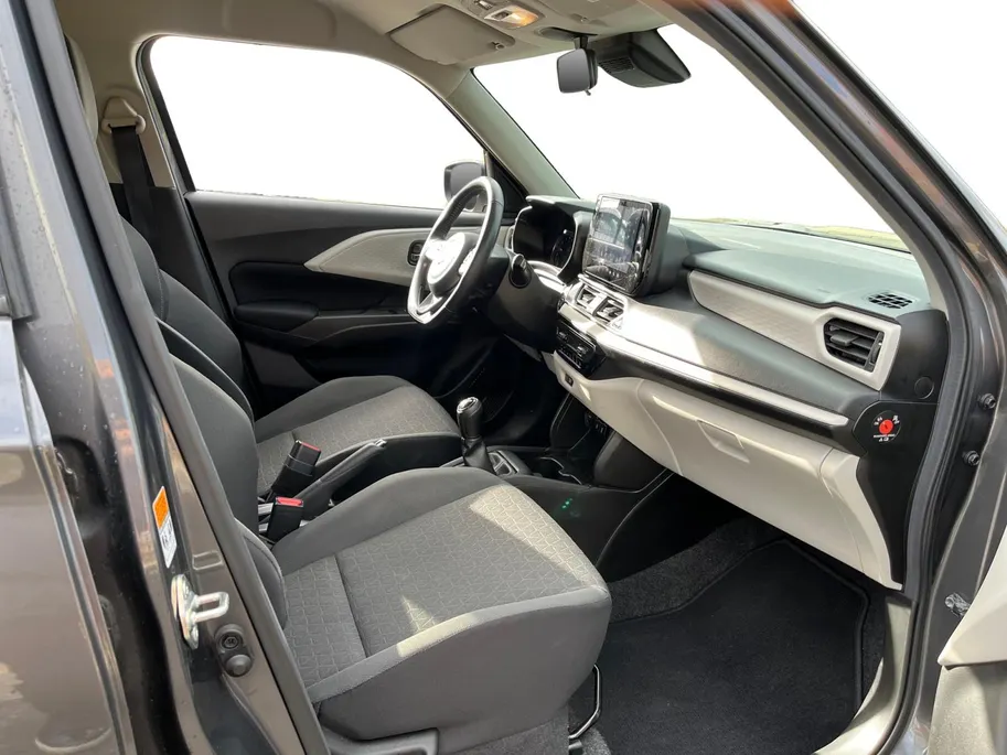 Suzuki Swift 1.2 Style Smart Hybrid Apple CarPlay | Android Auto | LED koplampen | Cruise control | Stoelverwarming | Blind Spot | Etc.