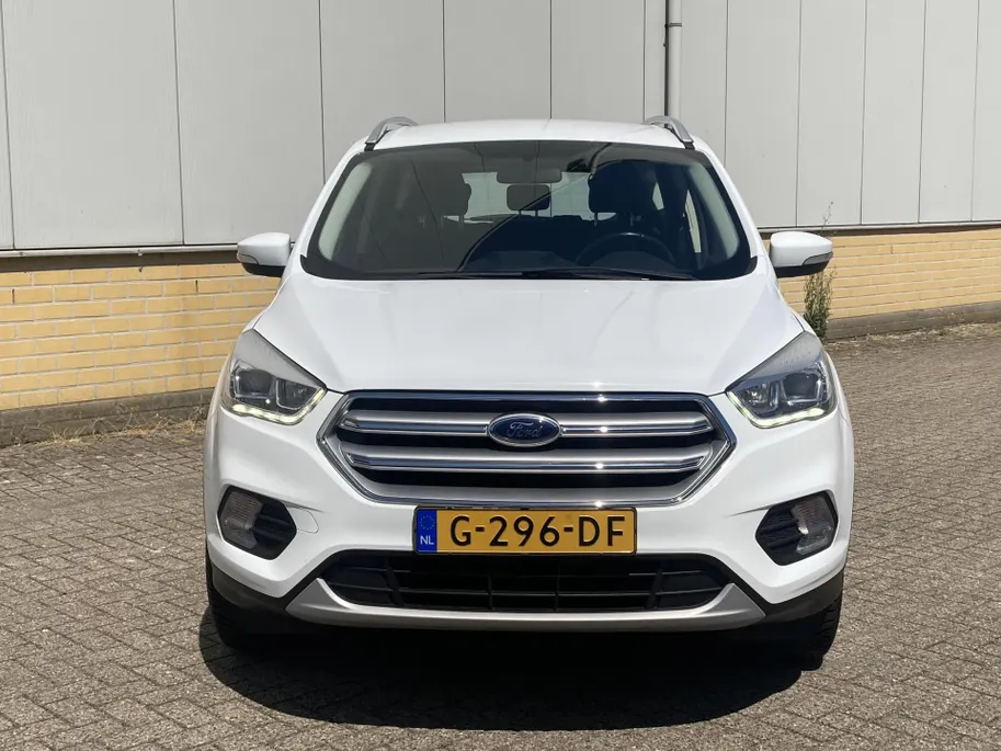 Ford Kuga 1.5 EcoBoost 120 pk Trend Ultimate Groot Navi - Trekhaak - Voorruitverwarming