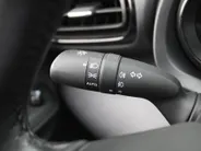 Mazda 2 Hybrid 1.5 Agile | Comfort pakket | Airco | 15' LM | Apple carplay / Android auto |