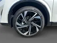 Nissan QASHQAI 1.3 MHEV Xtronic Tekna Plus | NISSAN MORE 10 Jaar garantie | €6000,- korting inclusief inruilpremie | Meest uitgebreide uitvoering | Andrioid/Apple Carplay | 360graden camera's | Stoel-/ Stuur-/ Voorruitverwarming | Panoramadak |