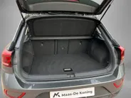 Volkswagen T-Roc 1.0 TSI 81KW/110PK Life Navigatie · Apple/Android Car Play · Camera + Parkeersensoren ·