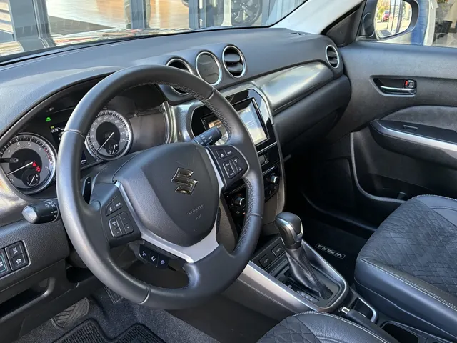 Suzuki Vitara 1.5 Hybrid Style Automaat